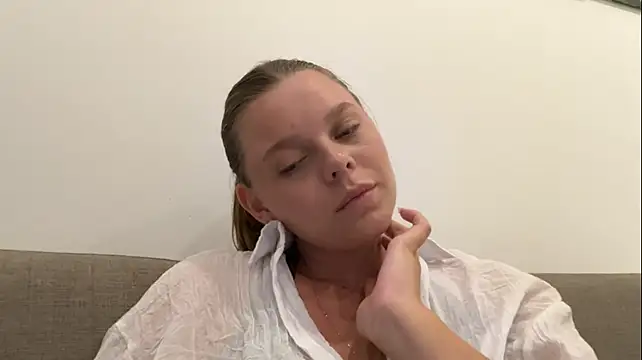 AmieLendor Live XXX-Chat