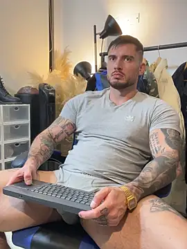 Chat XXX en directo de DimitriSullivan_