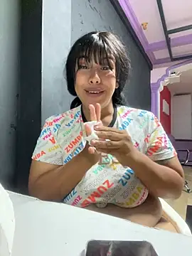 MiaAndrade Live XXX-chat
