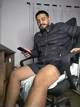 BadboyX333: απευθείας συνομιλία ΧΧΧ