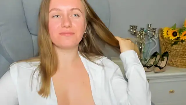 Chat XXX en directo de Marisha_Cute