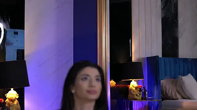 צ'אט XXX בשידור חי של ChloeSin