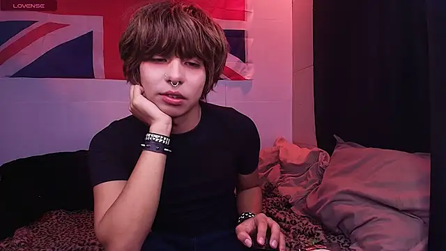 Aronn_44 Chat XXX in diretta