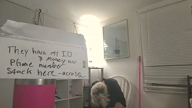 LexKitsune Chat XXX in diretta