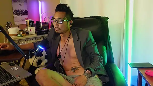 Chatroom XXX en direct de Ghost11_11