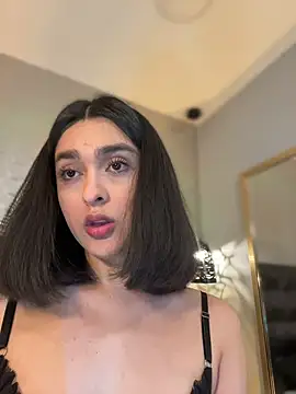 Chat XXX en directo de MiahWindsor
