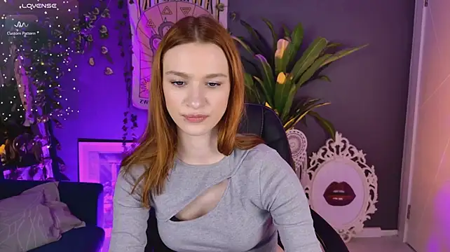 PollyMayer Chat XXX live