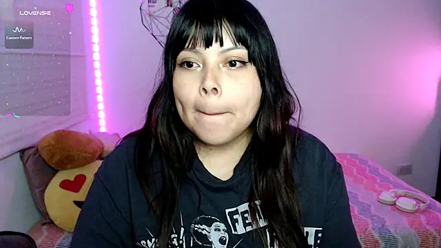 Chat XXX en directo de EllieMoonX