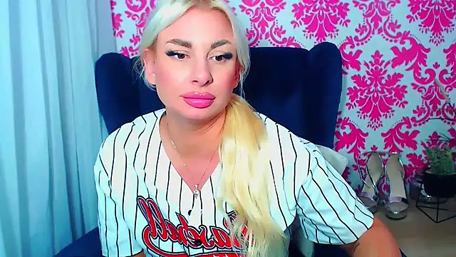 Živý XXX chat LuxuriaGoddess