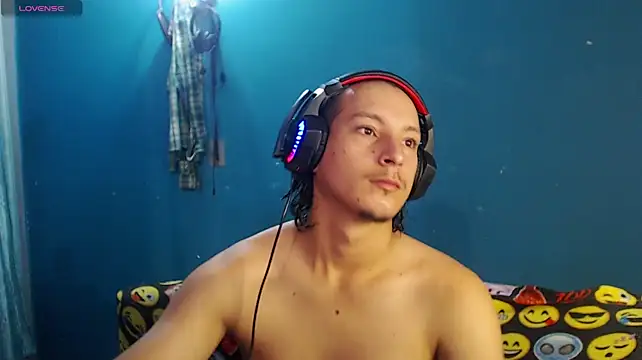 MrKingsaintx – Naživo XXX chat