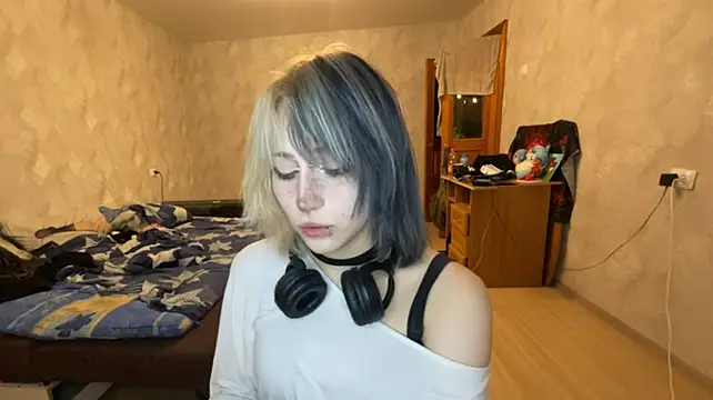 Czat XXX na żywo – Shinecirtus22