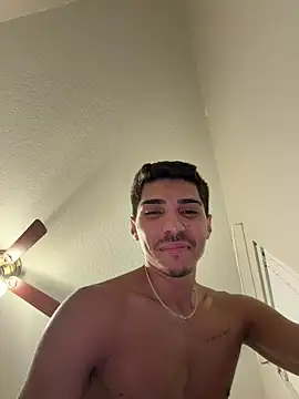 Chat +18 de WavyAlloy30 ao vivo