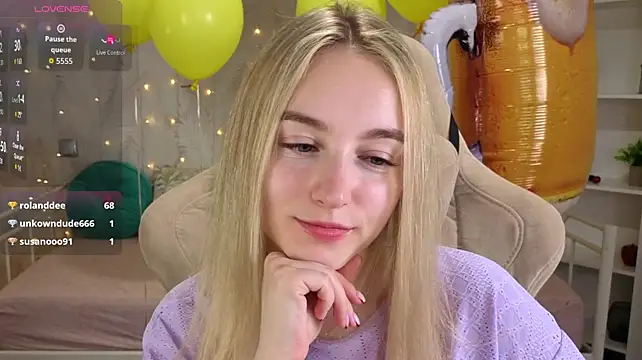 Shy_Polly live XXX chat