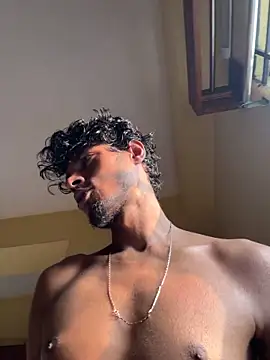 GunSlay Chat XXX in diretta