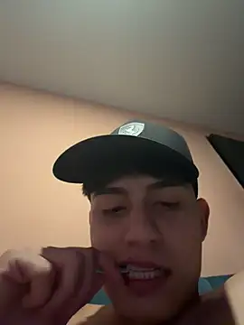 Lander_Cruz XXX чат на живо