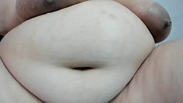 Chat XXX en directo de Alondra_zaaens