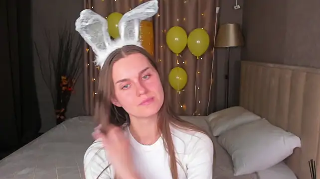 Chat +18 de Alison_Bell ao vivo