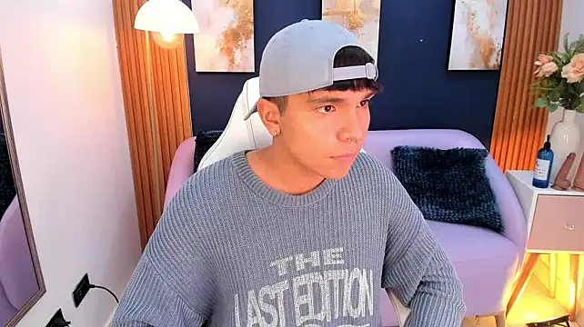 Thiago_Knox Adlı Modelin Canlı XXX Sohbeti