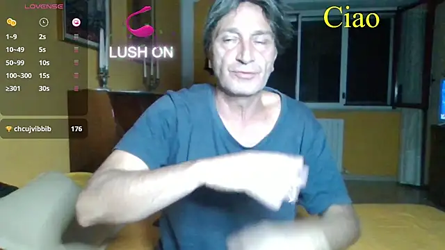 lattediyak Chat XXX live