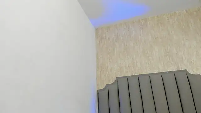 Lin_meliflua_'s Live XXX Chat
