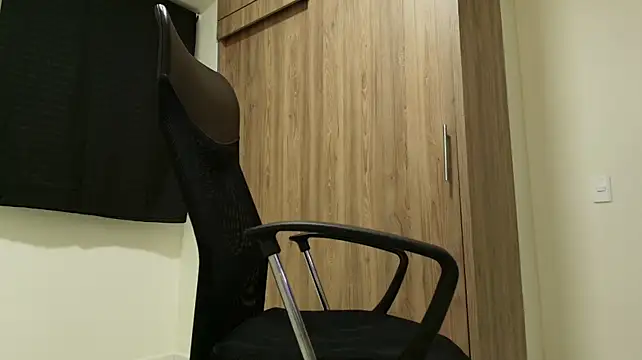 bruno_miller_ লাইভ XXX চ্যাট