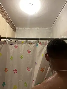 luismanuel_1998 Adlı Modelin Canlı XXX Sohbeti