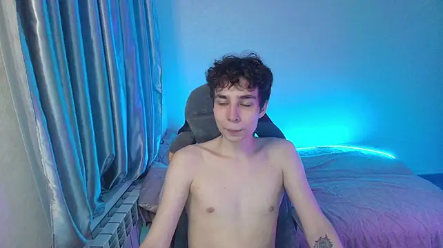 Adam_Kroy live XXX chat
