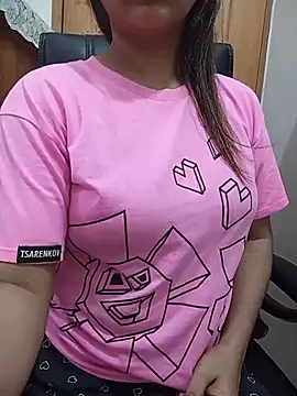 Tanha18 live XXX chat