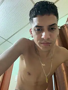 Baby_luka élő XXX-chatje