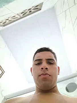 Chat +18 de Nick__0506 ao vivo