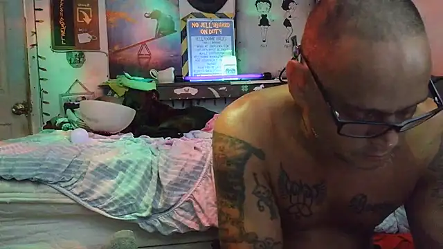 צ'אט XXX בשידור חי של Buffshagswell