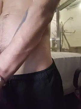 צ'אט XXX בשידור חי של AlphaMasterXxx