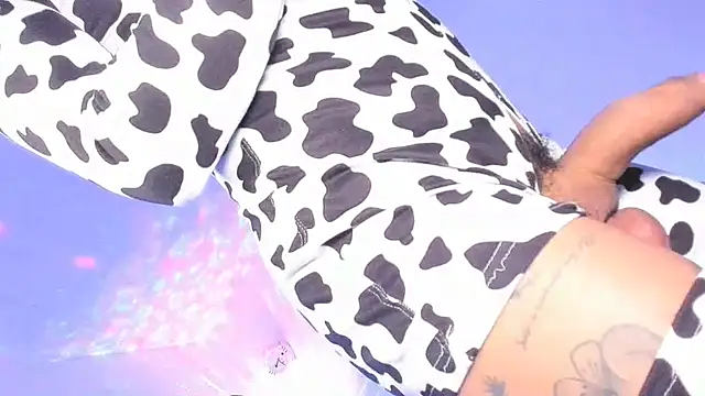 Gangs_Bigcock23Cm 웹캠 쇼