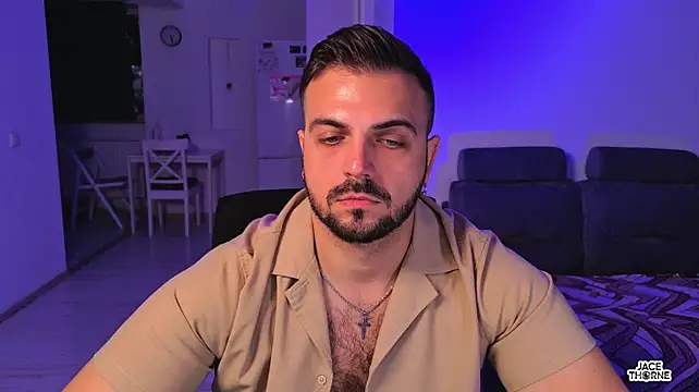 Jace_Thorne Adlı Modelin Canlı XXX Sohbeti