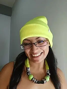 LucyCherry69 élő XXX-chatje
