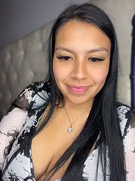 Iam-sophia27 Chat XXX in diretta