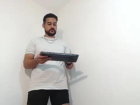 _CHRIS-DENNIS_ – Naživo XXX chat