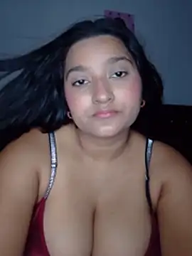 Chat +18 de Rosse_khalifa2 ao vivo