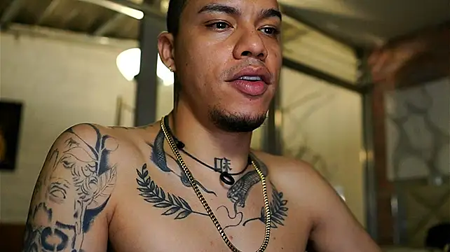 AlphaMasterXxx Live XXX-chat