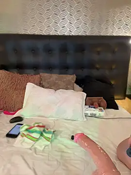 Živý XXX chat MiahWindsor