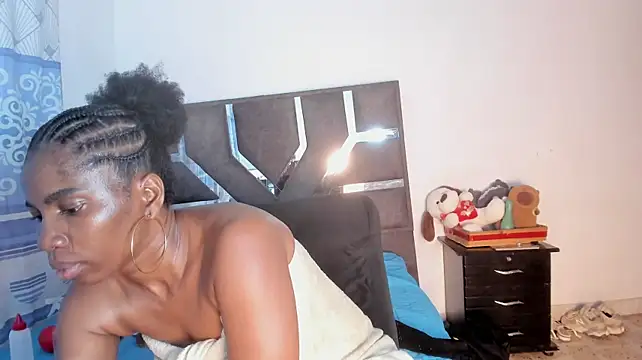 MonicaSchtwarz Live XXX-Chat