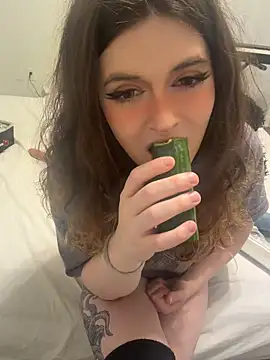 XXX chat uživo modela cutypiefull