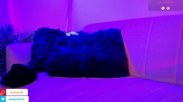 Daddysgirl1_'s Live XXX Chat