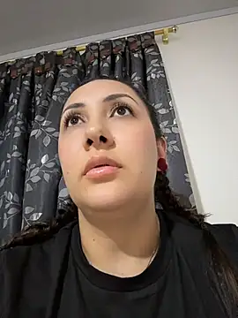 KittyObsession Adlı Modelin Canlı XXX Sohbeti