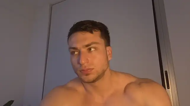 Chat XXX Live Benicio07