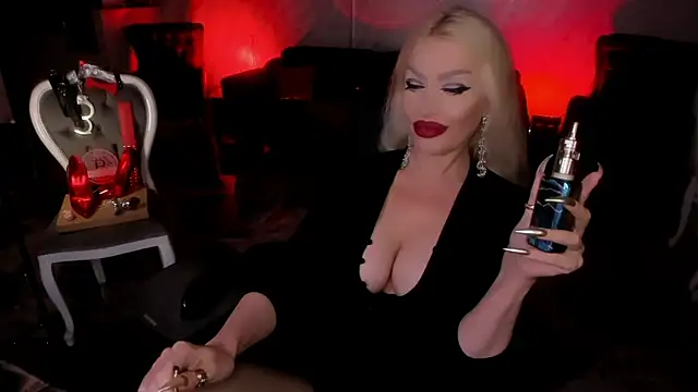 Czat XXX na żywo – FinDomGod