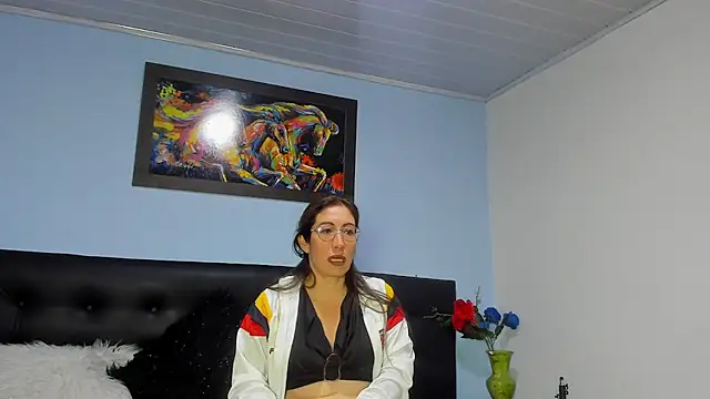 kaylaMinov_ live XXX chat