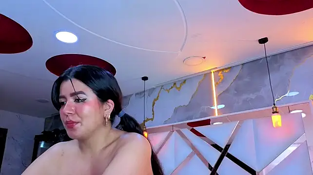 Sasha_tf's Live XXX Chat