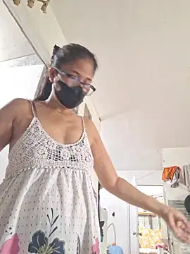 Mommy_shine's Live XXX Chat