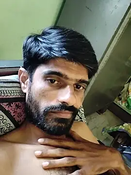 boy___Hot Adlı Modelin Canlı XXX Sohbeti